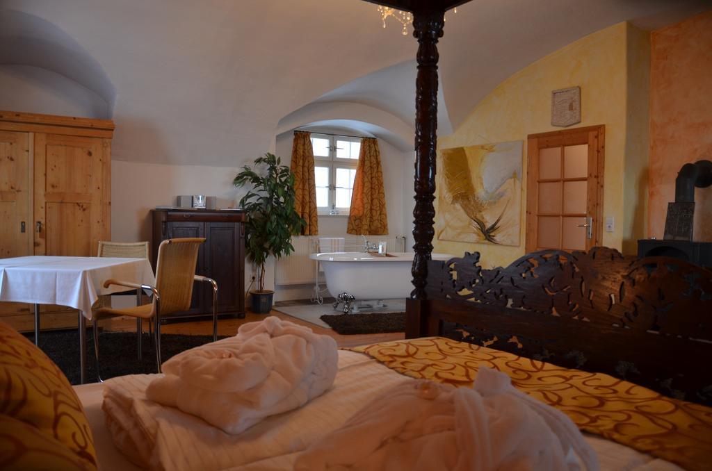 Schloss Spangenberg Екстериор снимка