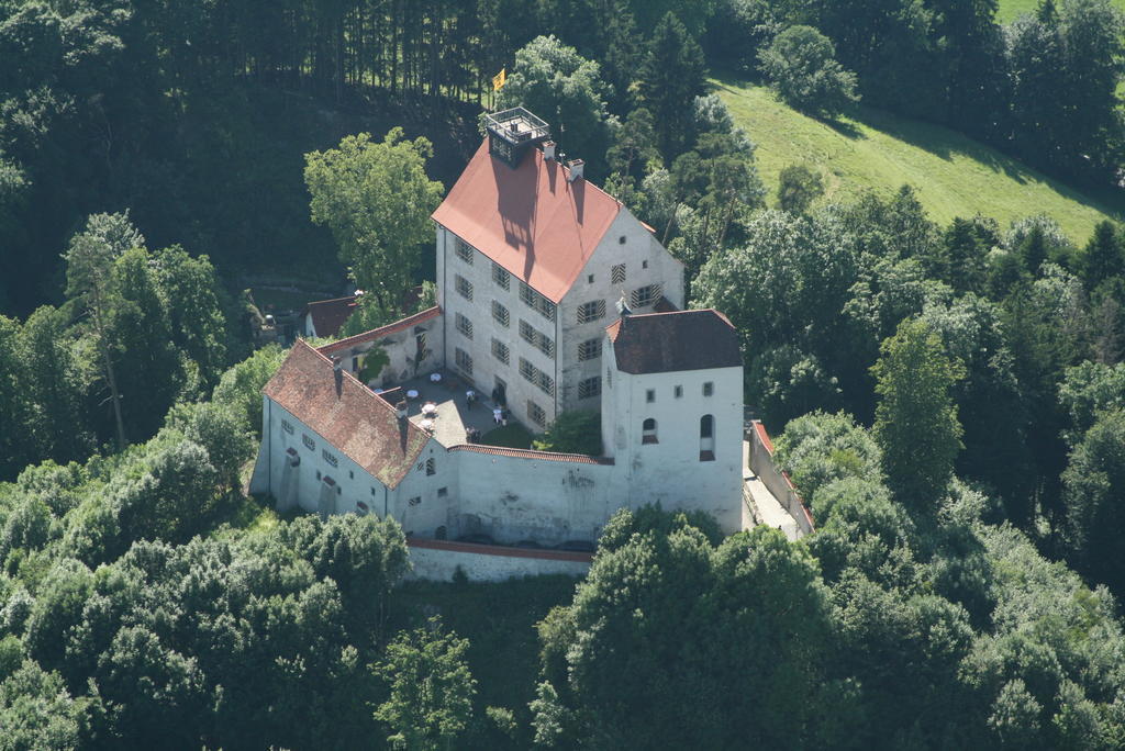 Schloss Spangenberg Екстериор снимка